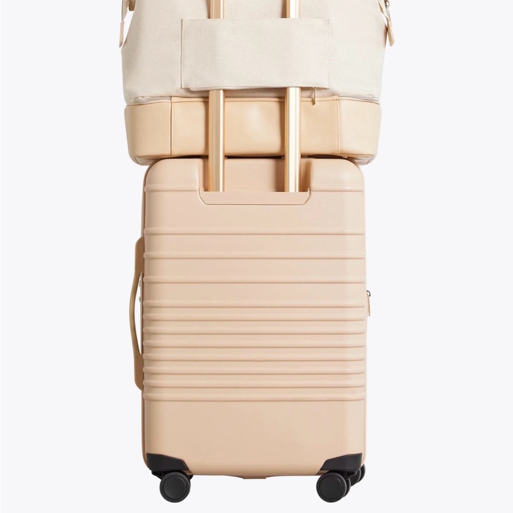 BEIS Cream and Tan Travel Tote - Picture 2 of 5